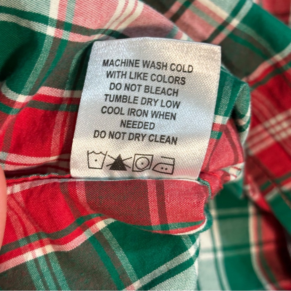 Free Planet Boys Size 5 Long Sleeve Button Up Red, Green, White Tartan - Picture 9 of 9